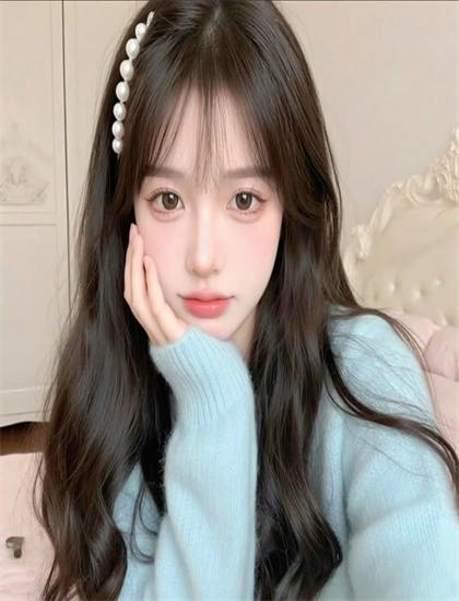 提名影片：批判的探索花儿朵朵的奥秘：隐藏细节与深层意义