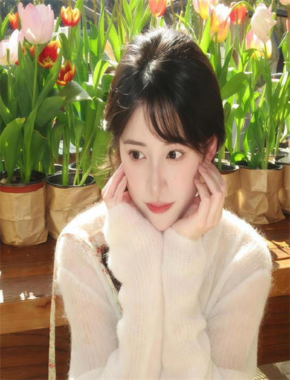 表演艺术解析：《追星》的配角的精彩演绎与功能作用 理解角色塑造的艺术